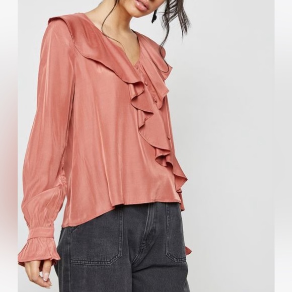 Anthropologie Tops - Anthropologie Ruffled Bell Sleeve Blouse by Moon River Sz S EUC